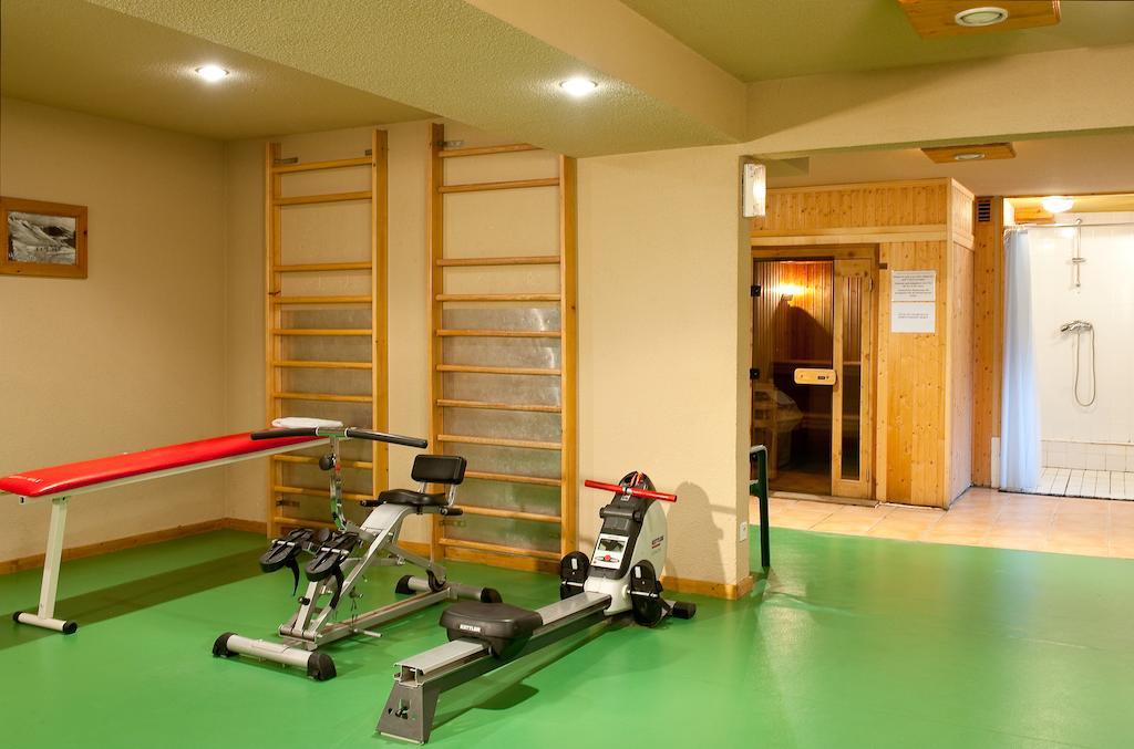 Madame Vacances Residence Les Chalets Du Thabor 瓦尔弗雷加斯 外观 照片